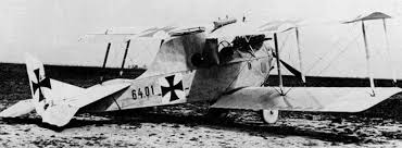 Dvoumotorový bombardér Hansa Brandenburg G. I (fotka)